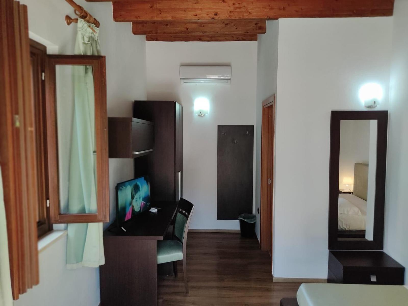 Maglioferro Residence Corato Bagian luar foto