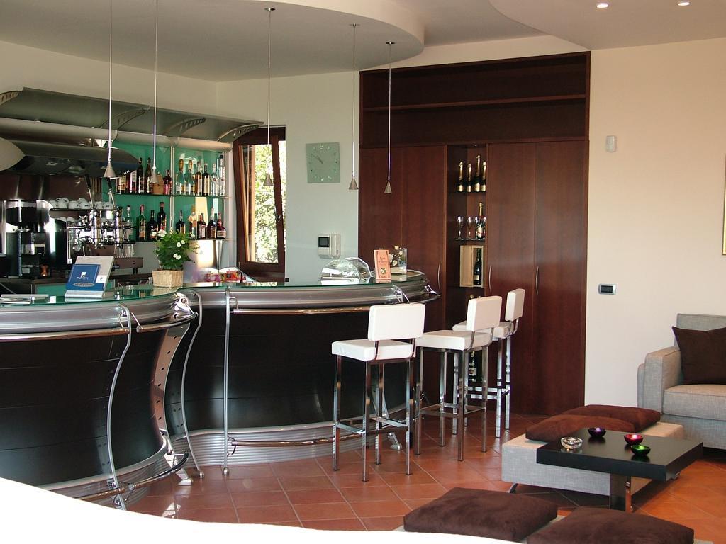 Maglioferro Residence Corato Bagian luar foto